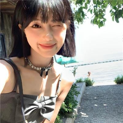 穿警服的那些女孩儿